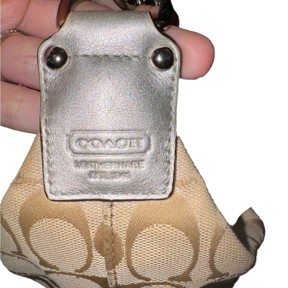 Coach Gallery Signature Hobo Multi Color Stripe F17428 Purse - Picture 3 of 7